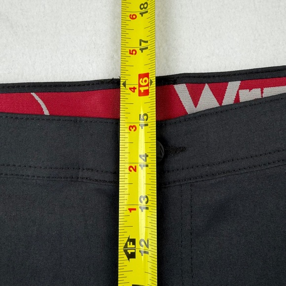 Wrangler Outdoor Men's Relaxed All Terrain Cargo Shorts Size 48 Black UPF 40 NWT - Picture 9 of 10